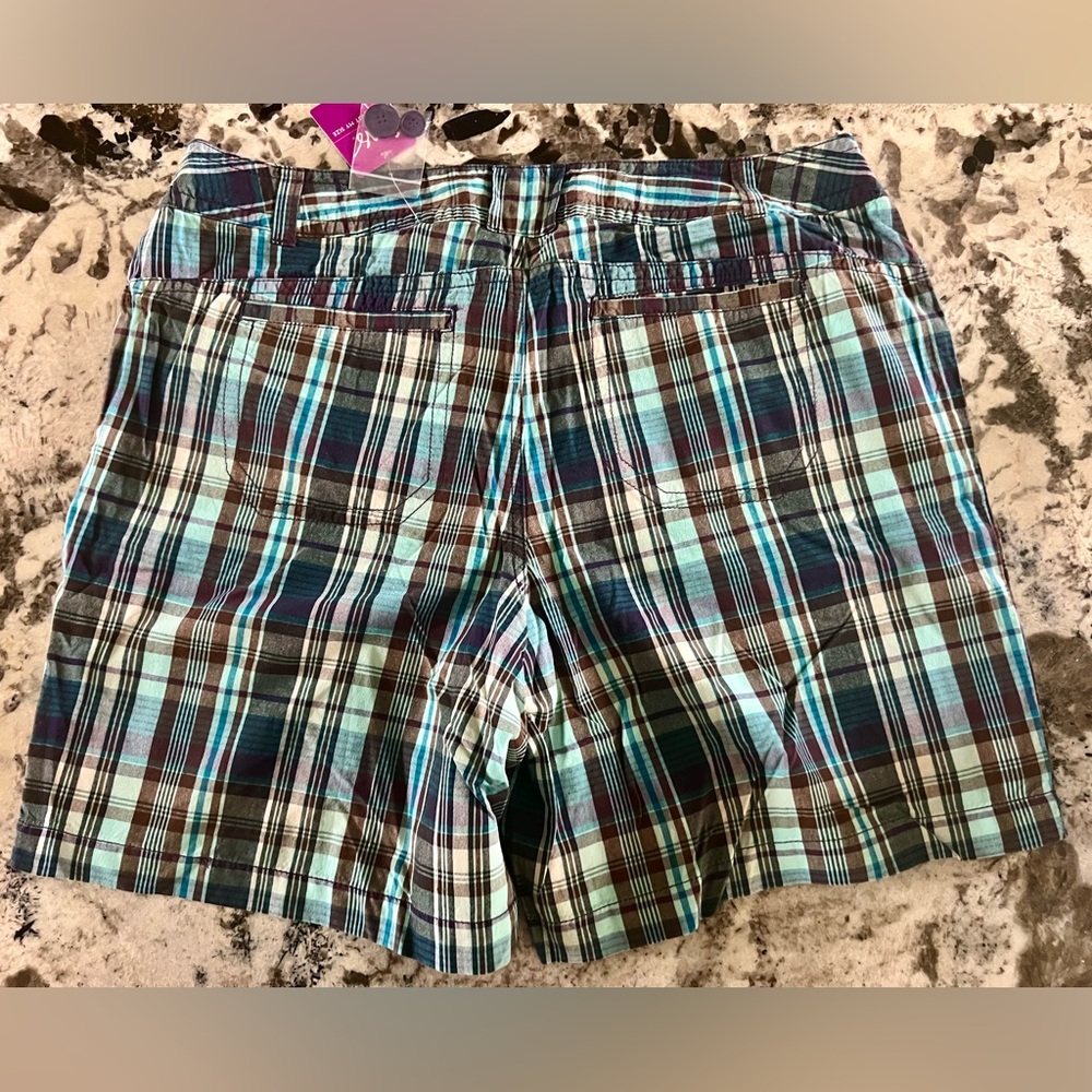 Plaid Bermuda Shorts

8 inch inseam